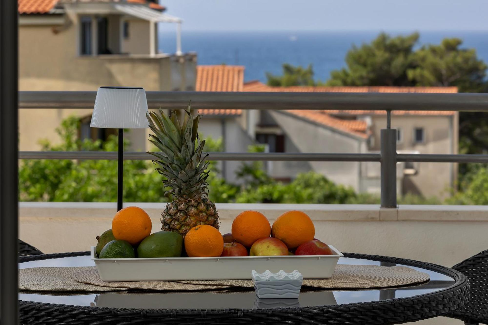 Villa Mare Тучепи Экстерьер фото