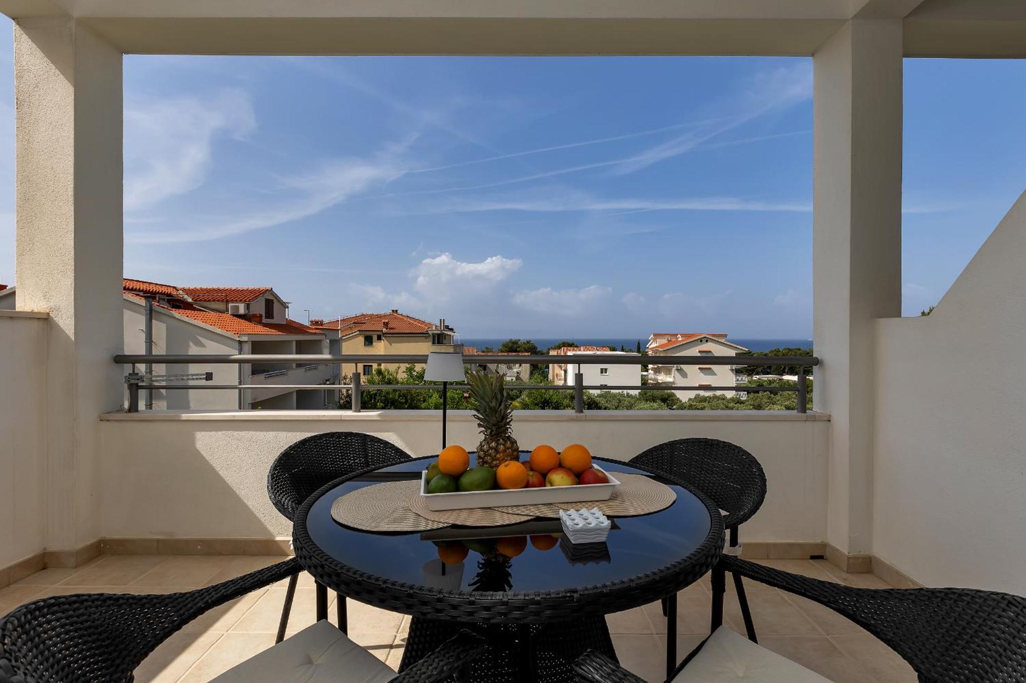 Villa Mare Тучепи Экстерьер фото